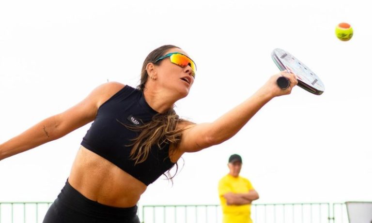 Competição de beach tennis reúne 750 atletas na Praia da Costa
