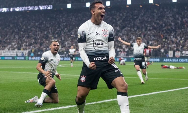 Corinthians tenta abrir vantagem contra o Bragantino na tela da TV Tribuna/SBT