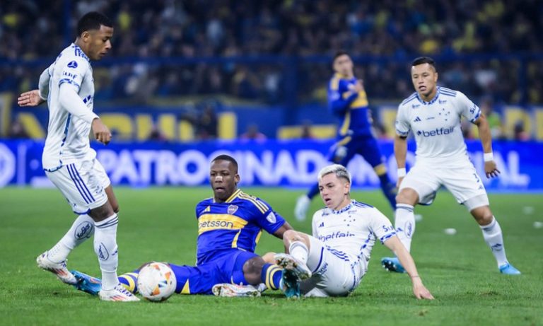 Cruzeiro perde para o Boca Juniors em La Bombonera pela Sul-Americana