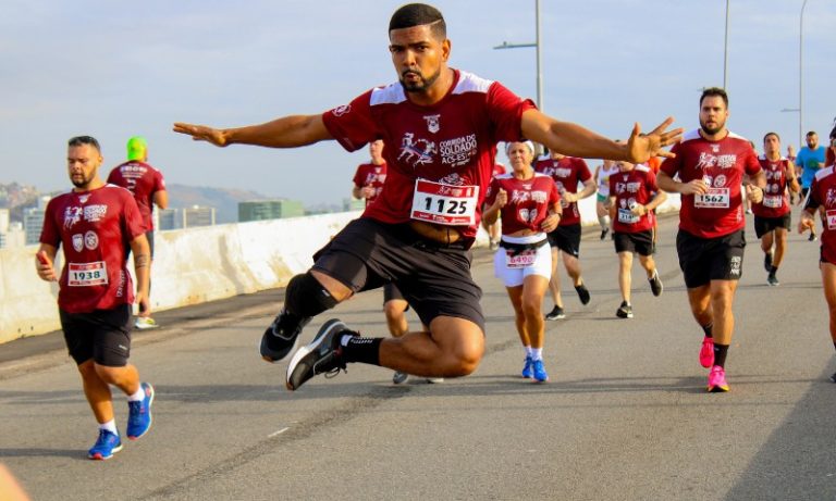Expectativa para a corrida militar na orla de Vila Velha