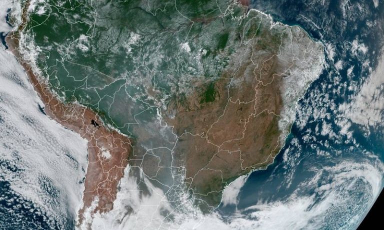 Fumaça da Amazônia e do pantanal já atinge 10 estados e gera alerta