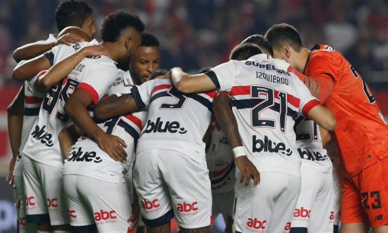 Jogadores do São Paulo viajam até o Uruguai para o velório de Izquierdo
