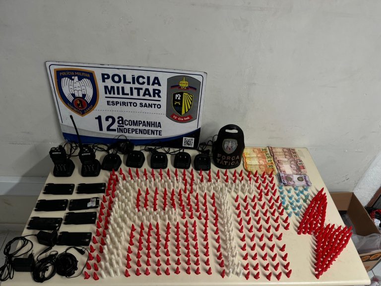 Mais de 500 pinos de cocaína são apreendidos em bairro de Vitória