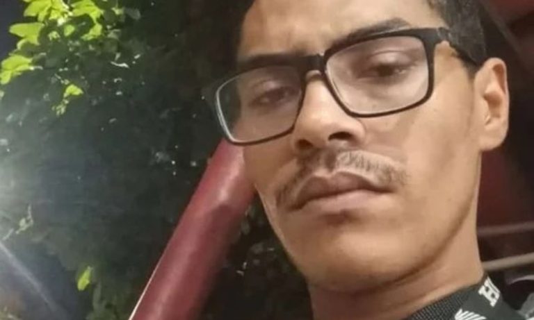 Motociclista morre após ser atropelado por caminhão no ES