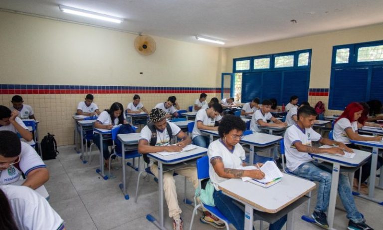 Pernambuco lidera o Ideb 2023 no Ensino Médio no Norte-Nordeste