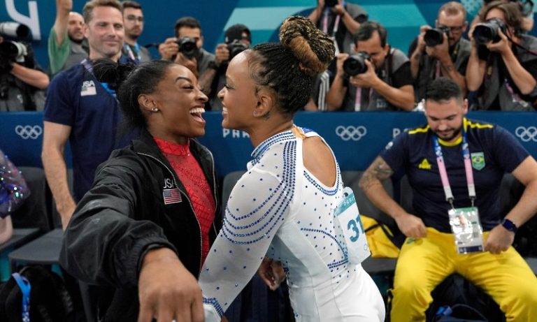 Quando Rebeca Andrade e Simone Biles se enfrentam novamente?