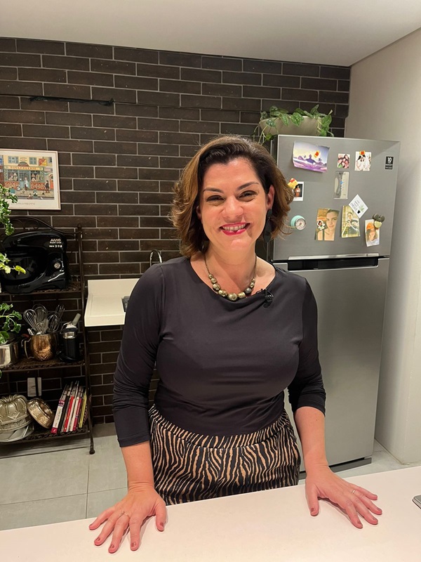 TV Tribuna estreia nesta sexta nova temporada do “Na Cozinha com Cecilia Chaves”