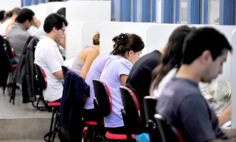 Brasil bate recorde de servidores públicos, com 12,65 milhões de profissionais