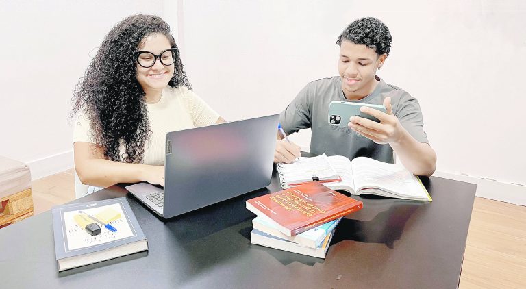 Ensino a distância ao alcance de todos