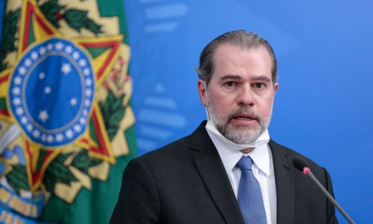 Toffoli é internado com inflamação no pulmão em meio a fumaça em Brasília