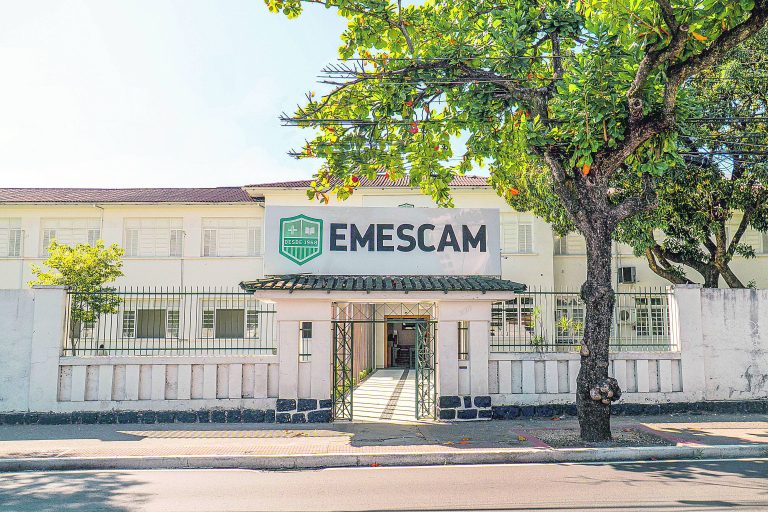 Estudantes prontos para os desafios da saúde no futuro