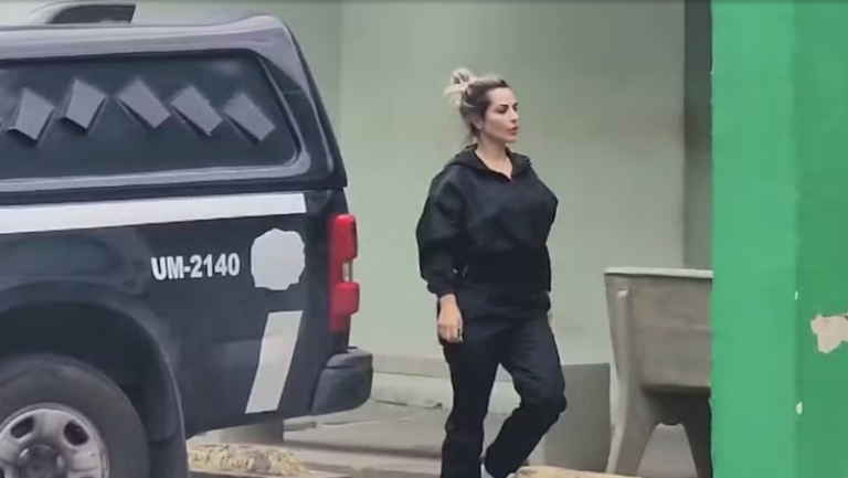 Influenciadora Deolane Bezerra vai passar por audiência de custódia nesta quinta