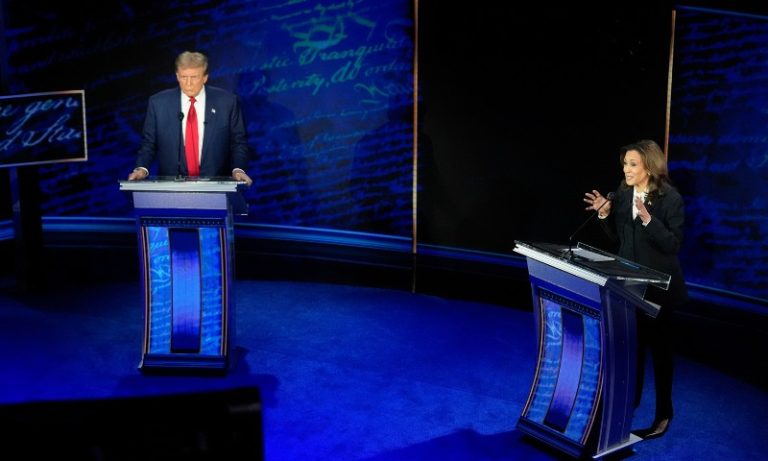 Kamala Harris põe Trump na defensiva e esconde herança de Biden em debate