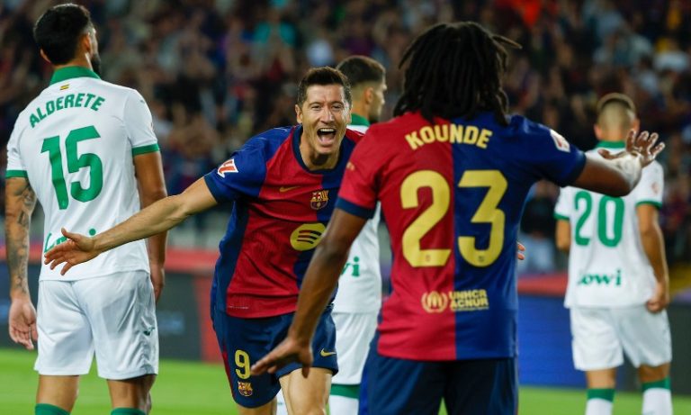 Lewandowski marca e garante 7ª vitória consecutiva do Barcelona em La Liga
