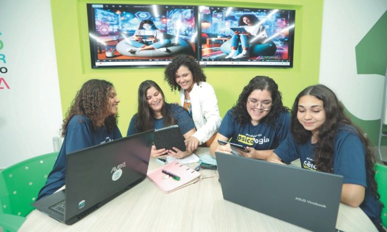 Procuram-se meninas para contribuir com o futuro da Ciência