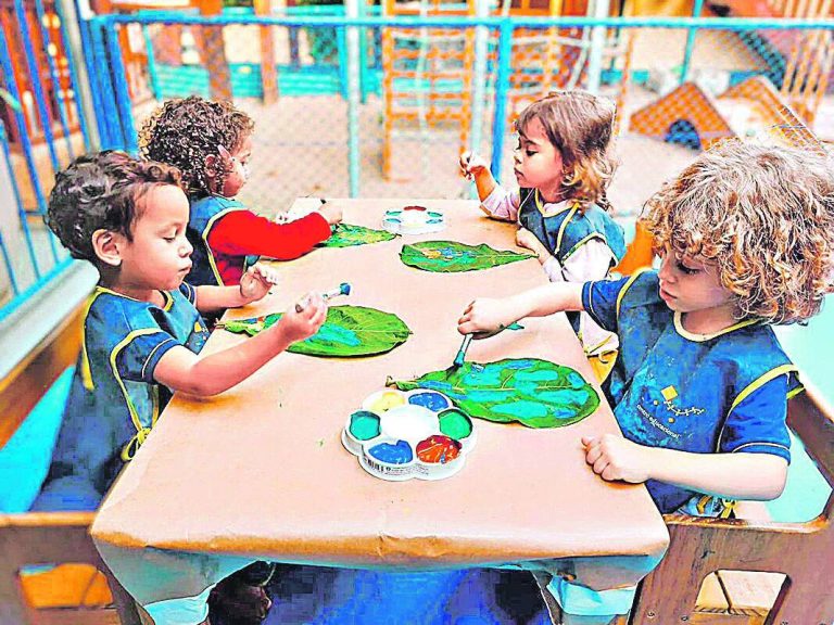 Projetos desenvolvem criatividade na infância