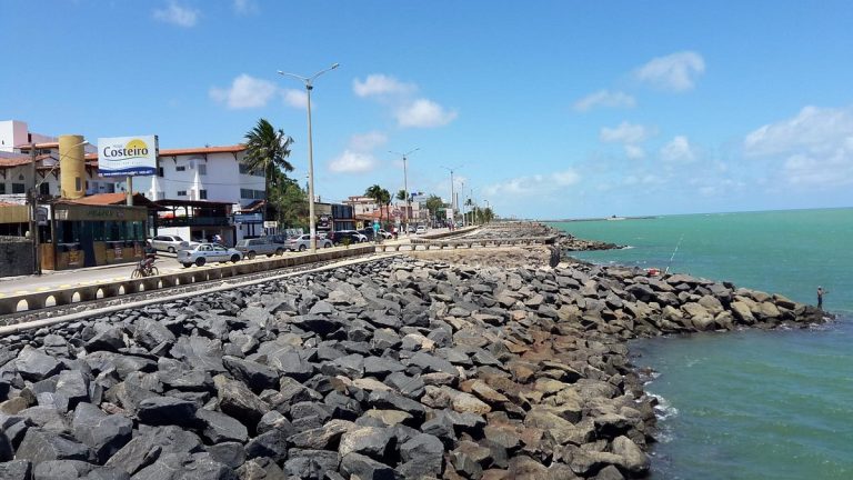 Rapaz morre afogado na Praia de Bairro Novo, em Olinda