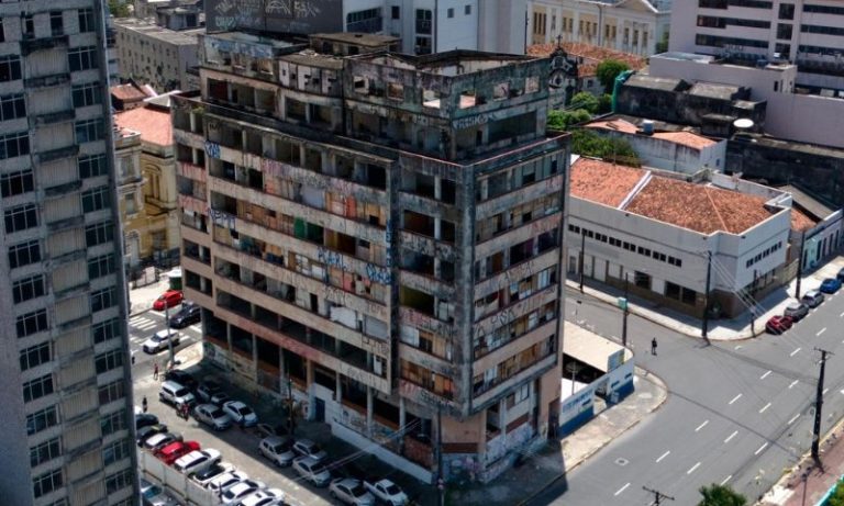 Recife: Prédio histórico do INSS será transformado em moradias para 120 famílias