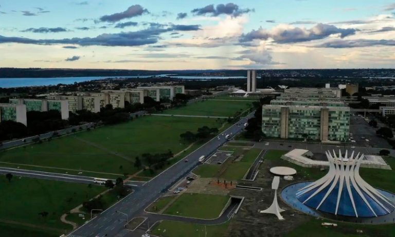 Regras definidas para o recesso de fim de ano dos servidores federais. Confira