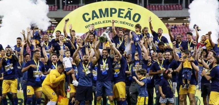 Retrô supera Anápolis e fica com título da Série D do Brasileiro