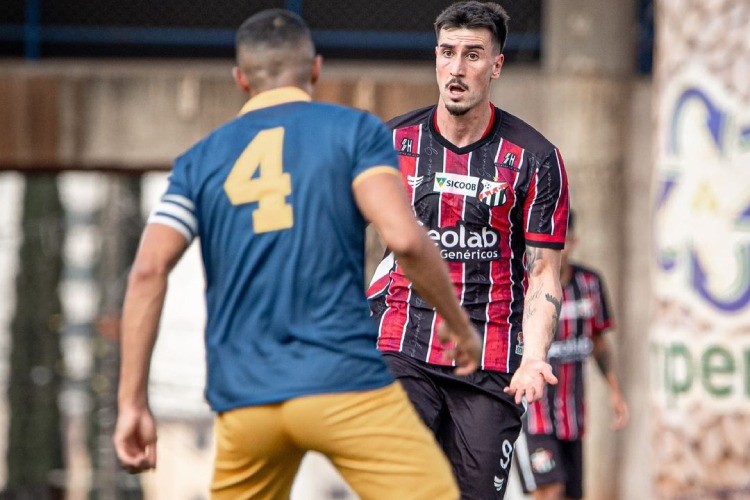 Retrô vacila e perde de 2×1 para o Anápolis na partida de ida da final