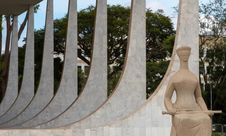 STF prorroga prazo para governo apresentar plano de ação para Amazônia