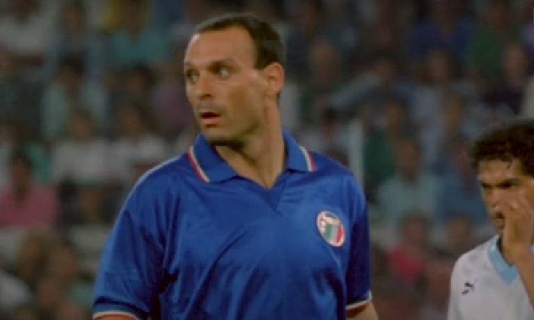 Toto Schillaci, artilheiro e melhor jogador da Copa de 1990, morre aos 59 anos