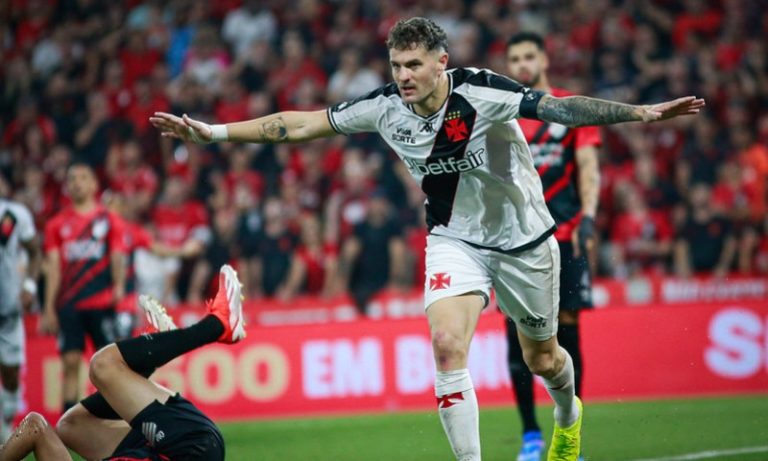 Vasco elimina Athletico-PR nos pênaltis e está na semifinal da Copa do Brasil