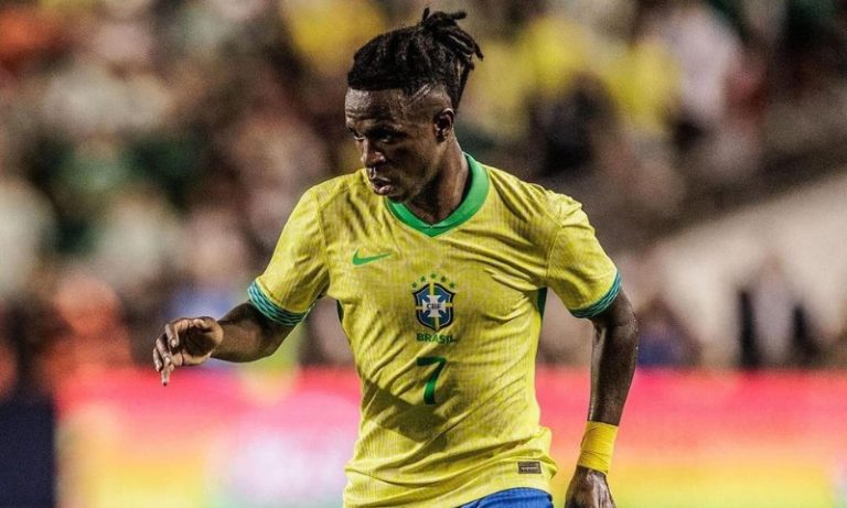 Vini Jr. pede desculpas à torcida e admite atuação abaixo do esperado na seleção