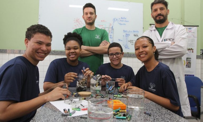 Alunos produzem “energia verde” para o meio ambiente