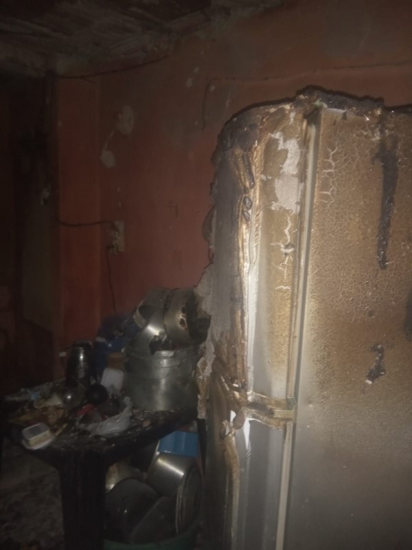 Botijão de gás explode em residência em Brasília Teimosa, Zona Sul do Recife