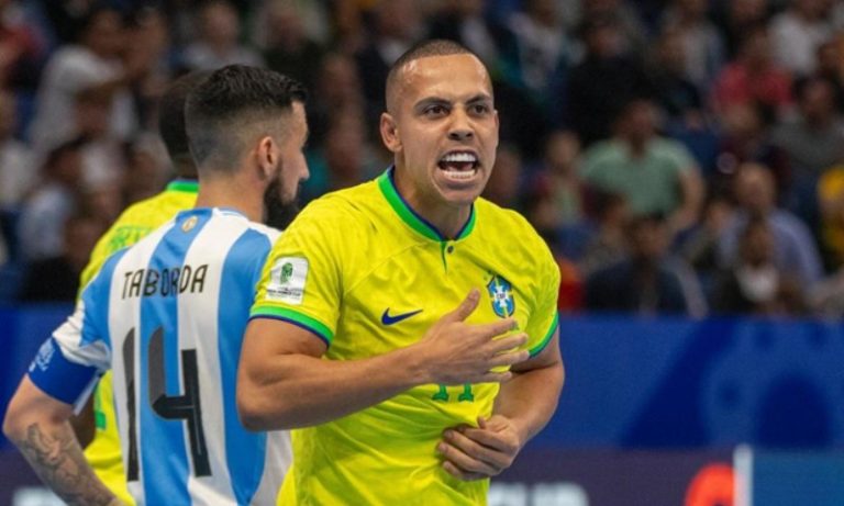 Brasil anula Argentina e é hexacampeão do mundo de futsal