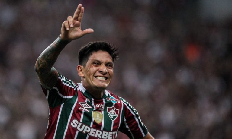Cano volta a marcar após 5 meses, Fluminense vence e respira no Brasileiro