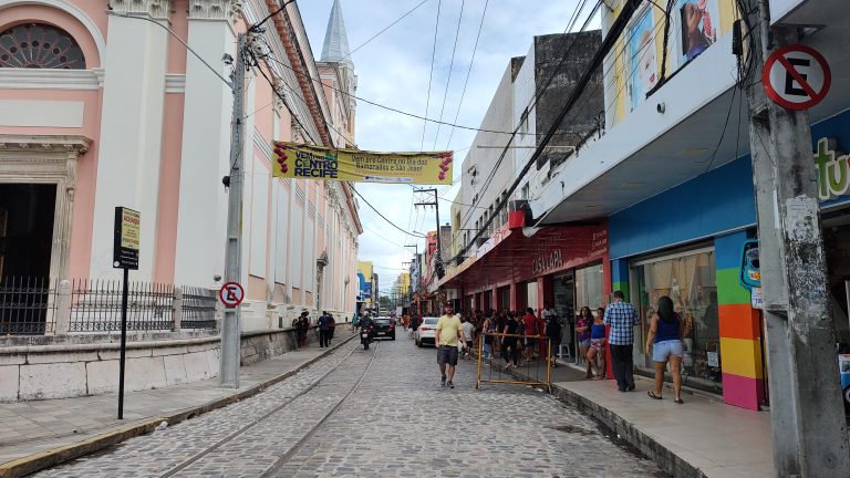 Como vai funcionar o comércio do Recife no domingo da eleição?