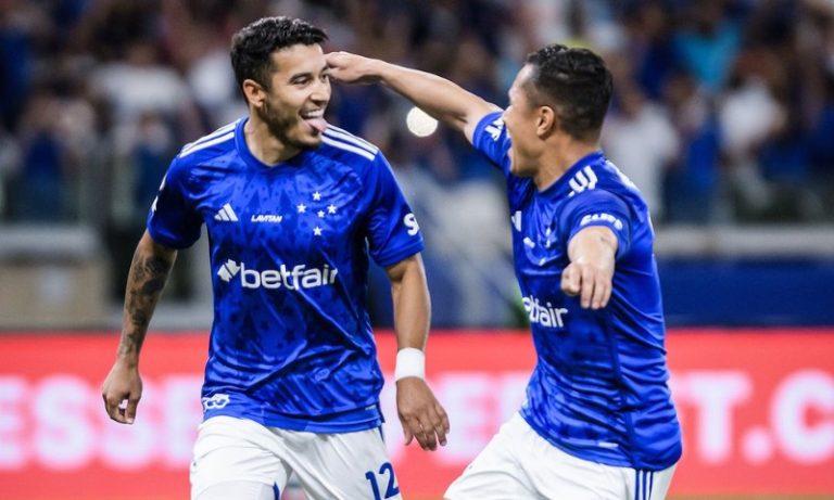 Cruzeiro desperdiça chances e fica no empate com o Lanús pela Sul-Americana