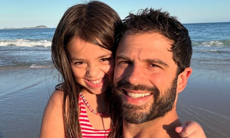 Duda Nagle fala sobre como abordou o divórcio de Sabrina Sato com a filha, Zoe