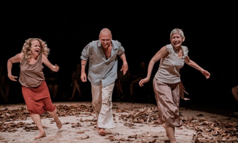 Espetáculo de dança contra o etarismo