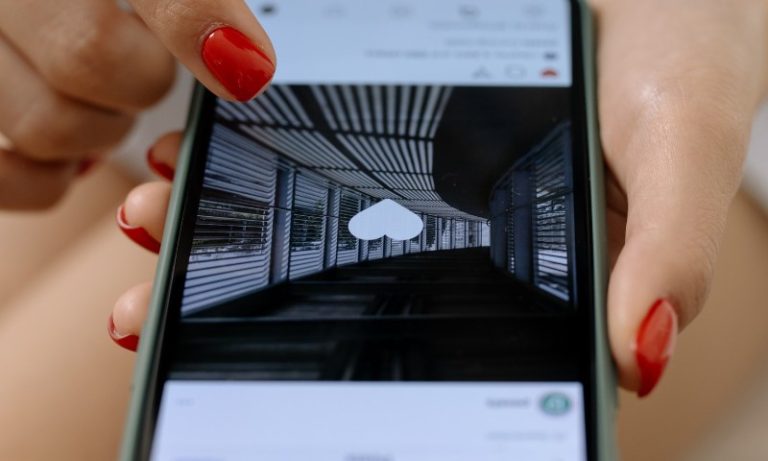 Geração Z é mais afetada por ‘falta de likes’ nas redes sociais, aponta pesquisa