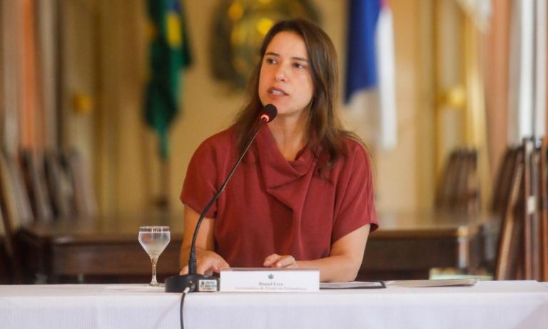 Governadora reúne prefeitos eleitos para debater parcerias em Pernambuco
