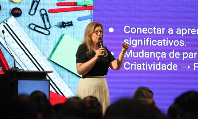 Lilian Bacich: “Precisamos que os estudantes consigam resolver problemas reais”