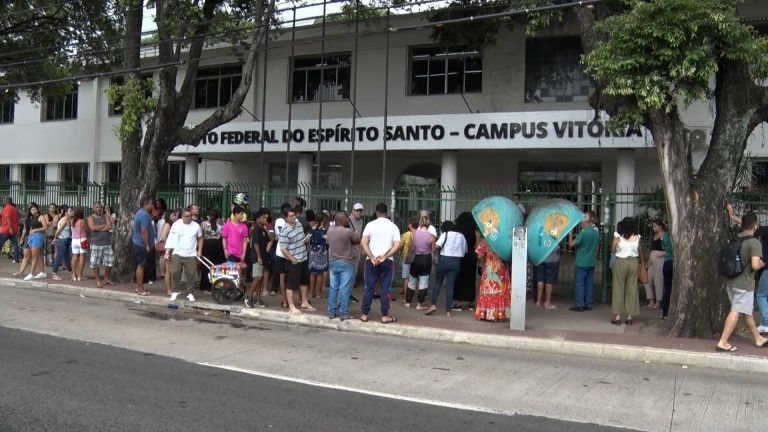 Mais de 1.500 candidatos faltaram à prova do Ifes