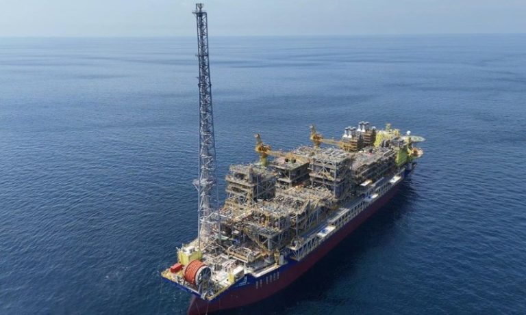 Navio-plataforma Maria Quitéria entra em operação no Espírito Santo