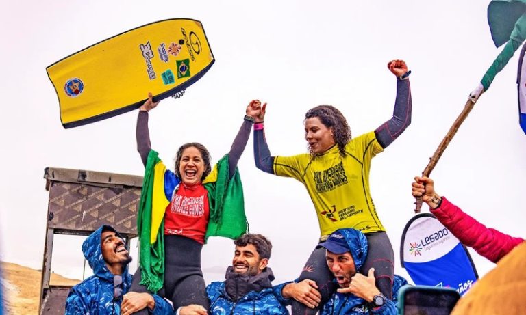 Pan de Lima: Maylla e Maíra fazem dobradinha no bodyboarding