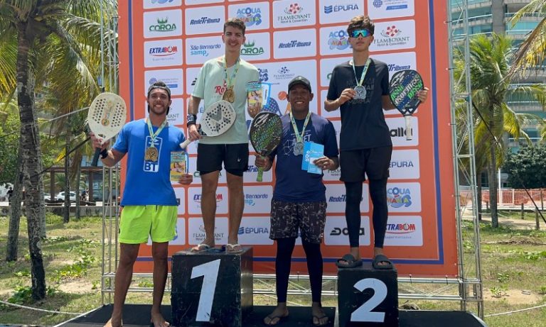 Primeiro dia de competição movimenta Praia de Camburi e coroa vencedores