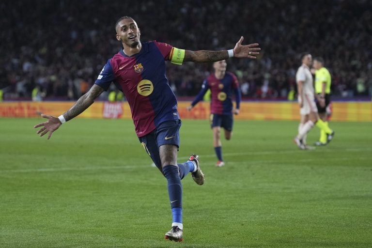 Raphinha faz 3, Barcelona dá ‘olé’ e quebra jejum de 9 anos contra Bayern