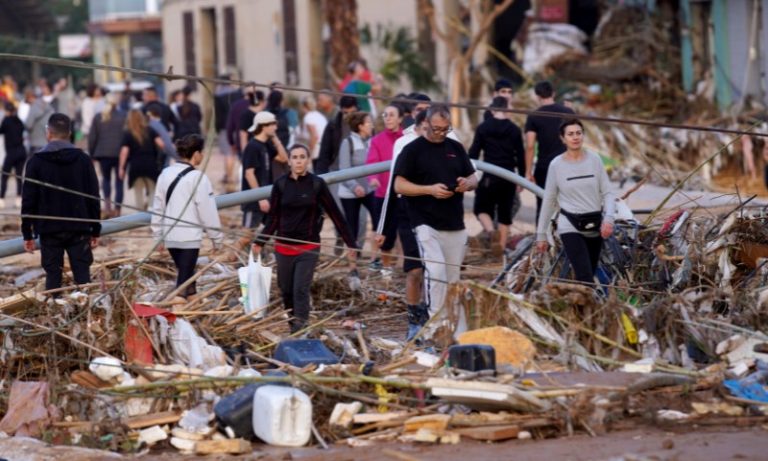 Tempestade violenta provoca estragos na Espanha; veja imagens