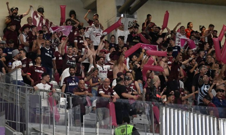 Torcedor do Lanús morre em Belo Horizonte antes de jogo contra o Cruzeiro