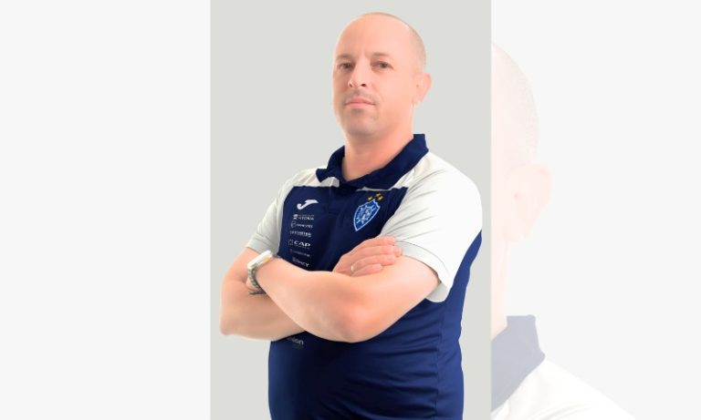 Vitória traz técnico do futebol mineiro para a temporada 2025