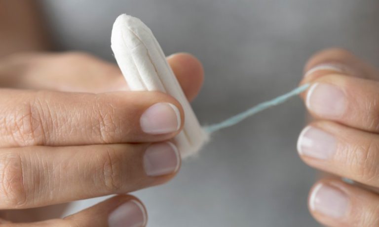 Absorventes internos podem causar choque tóxico se usados por muitas horas