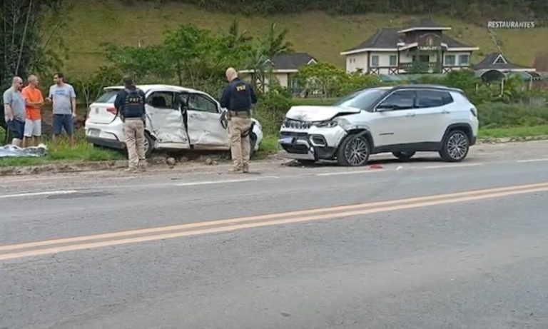 Acidente na BR-262 em Domingos Martins deixa um morto e duas crianças feridas